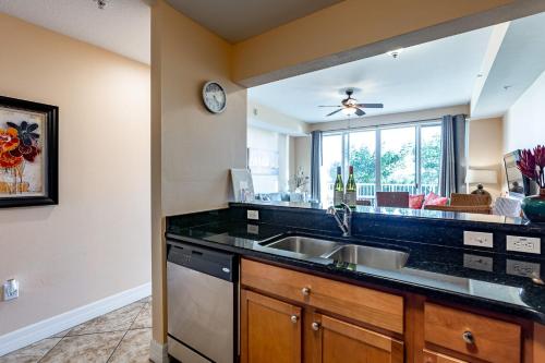 Florida at its finest! Tampa Bay hidden gem resort-style community! - main image
