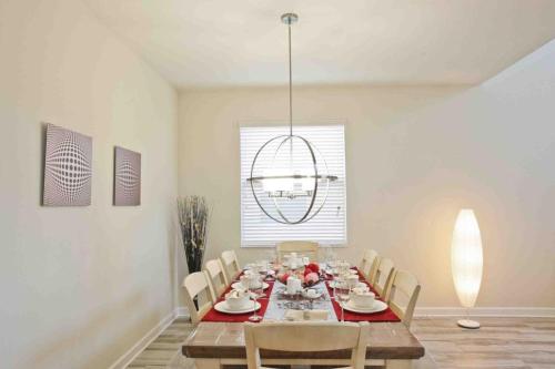 Home with Pool and Lake View Near Disney! - image 8