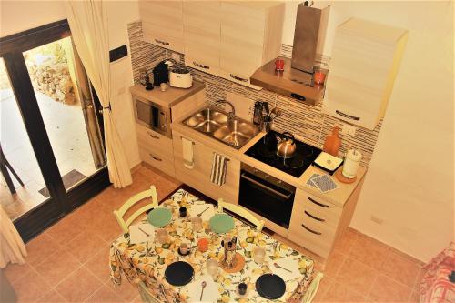 Villa Kima Cristallo Andrea, Unterkunft in Sole Ruiu