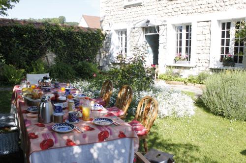 Garden, Avenue du Chateau in Saint-Just