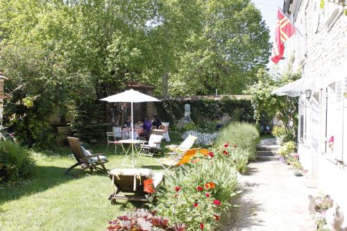 Facilities, Avenue du Chateau in Saint-Just