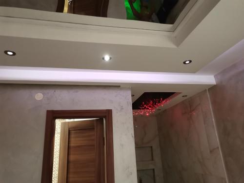 Airport Apartments - image 3