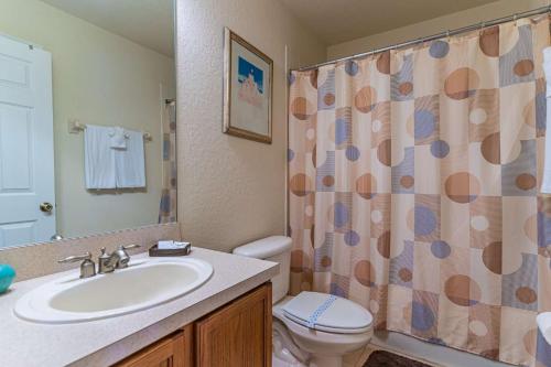 2633 Trafalgar Village - image 8