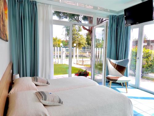 Double or Twin Room with Garden View