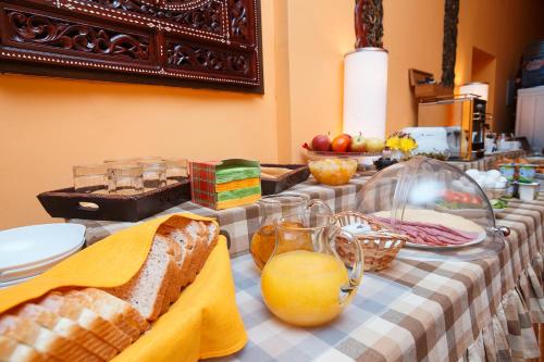 Jenavi Club Hotel - image 9