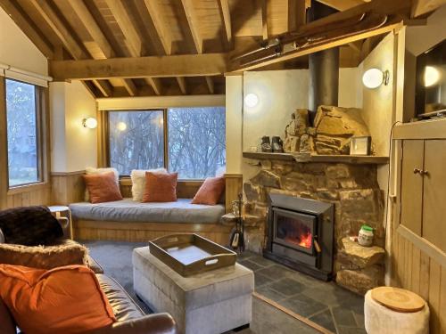 Fitzgeralds - Chalet - Dinner Plain