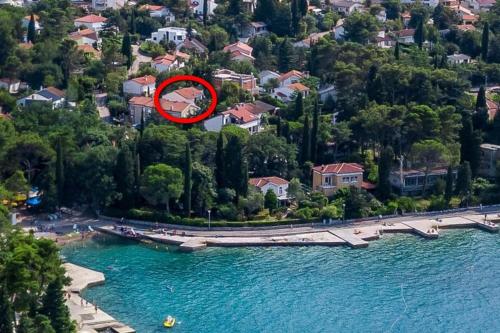 Apartments by the sea Malinska Krk - 13523