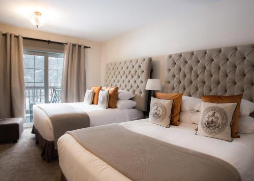 River View Double Queen Room