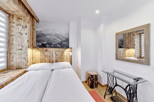 Deluxe Apartment image 10