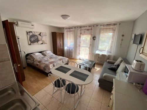  Hellasz Apartman in Gyula