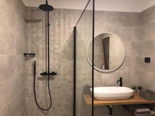 Apartments & Room Piutti 5