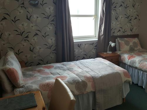 Glen Orchy House Room Type - Twin Room with Private Bathroom