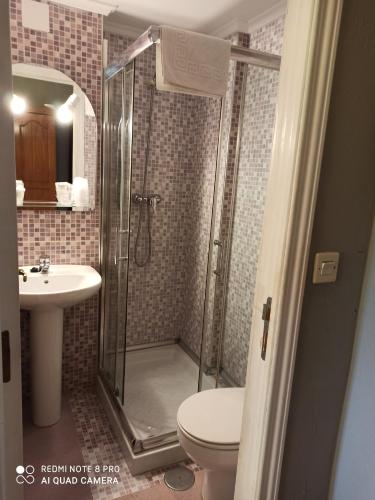 Hostal La Torre - image 2