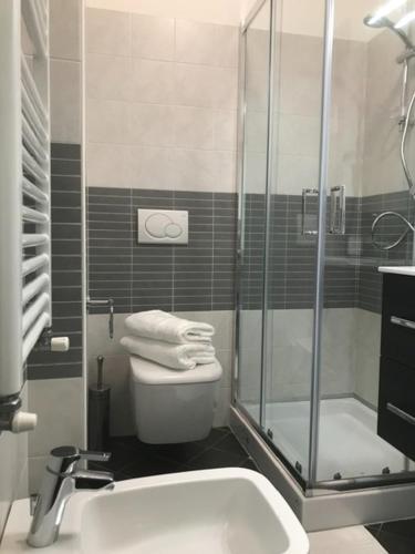 APPARTAMENTO ANGOLO DI ERICA centro storico