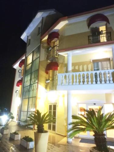 . Hotel Palladium