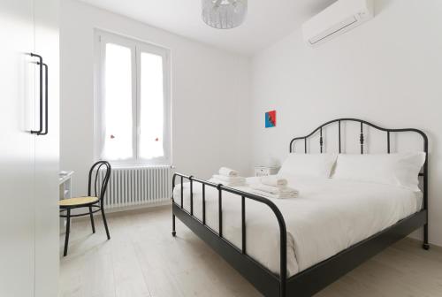 One-Bedroom Apartment image 10