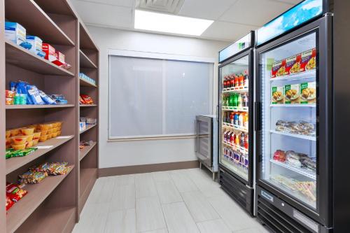 Holiday Inn Express & Suites Dayton South Franklin by IHG