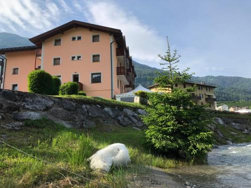 Hotel Laste' 4