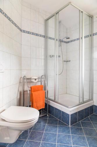 Tonibauer - image 14