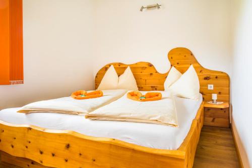 Tonibauer - image 12