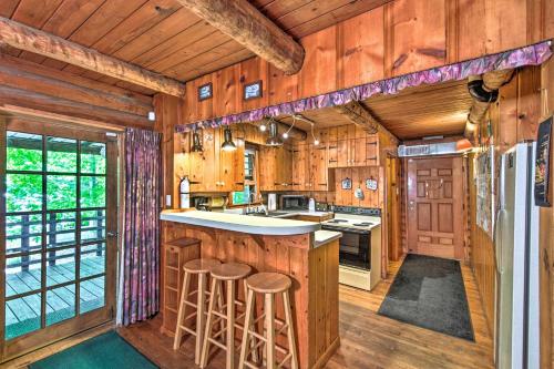 The Roost Lakefront Escape with Panoramic Views! - image 5