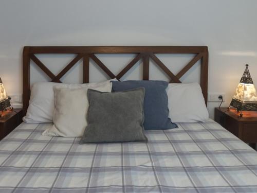 Lets Holidays Centric apartment with parking - image 8