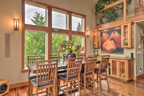 Gorgeous Whidbey Island Oasis with Deck and Hot Tub! - image 6
