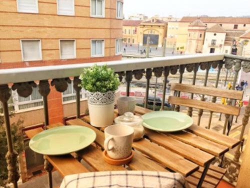 Low cost room & Balcony - Malaga 