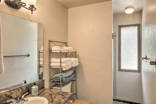 Ranch-Style Home Less Than 10Mi to Lake Coeur dAlene - image 8