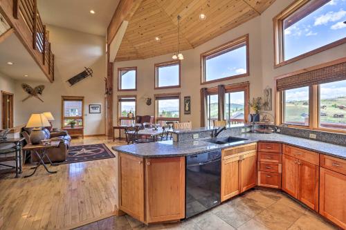 Spacious Home with Hot Tub 2 Mi to Granby Ranch - image 5