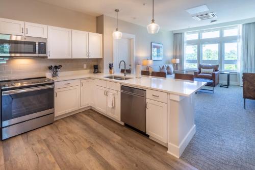 Konyha, Lakeside Lodge Clemson in Brevard