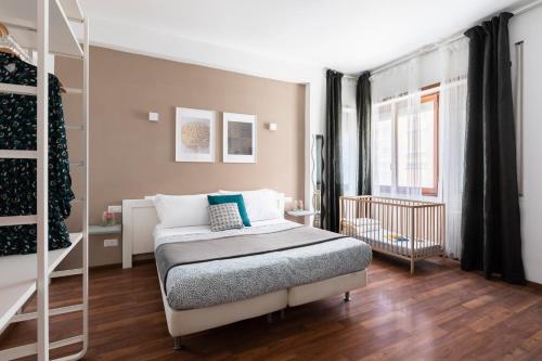 Momo Central Rome 3, Rome