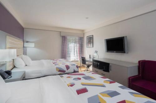 บริการและสิ่งอำนวยความสะดวก, La Quinta Inn & Suites by Wyndham Mobile - Daphne in เดฟห์นี (AL)