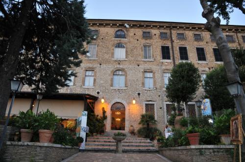 Hotel Il Cavalier D'Arpino