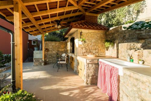 Family holiday house with jacuzzi