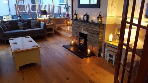 Паб/Коктейль-бар, Ben Loyal Hotel in Тонг