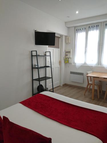 Petit studio à BORDEAUX CHARTRONS / JARDIN PUBLIC (6), Бордо (фото 6)