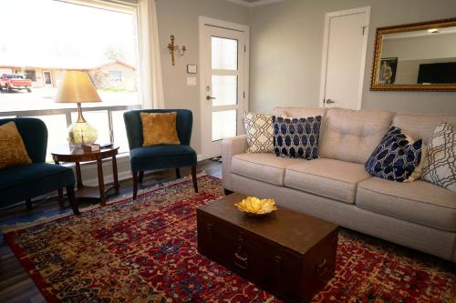 Fredericksburg Speakeasy - image 2