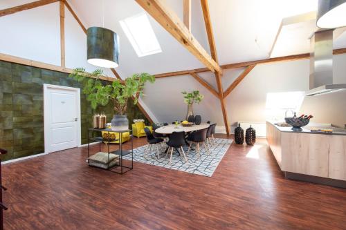 B&B Reveille - image 9