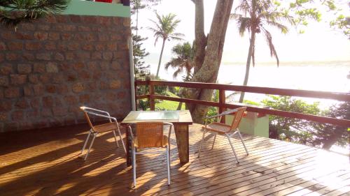 Joaquina House - paraiso exclusivo na beira do mar em Florianopolis