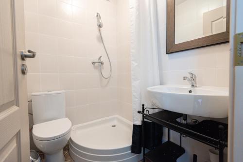 Apartment image 5