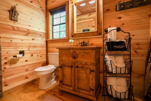 God's Country Cabins - Grace - image 6