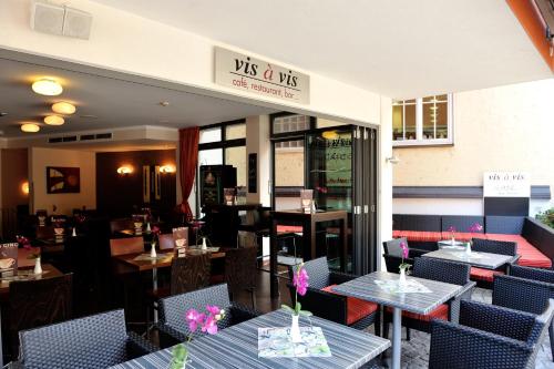 bar/salon, Hotel Vis a vis in Aeschach