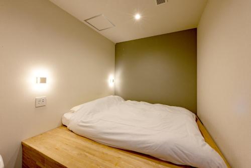 Plat Hostel Keikyu Minowa Forest Room Type - Deluxe Double Room