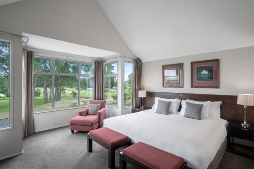 Garden View Suite image 2