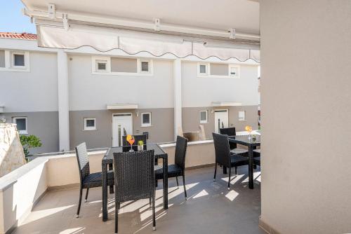 Three-Bedroom House image 10