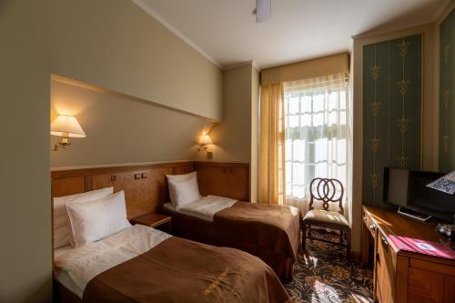 1 double bed