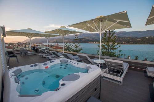 . Mouikis Hotel Kefalonia