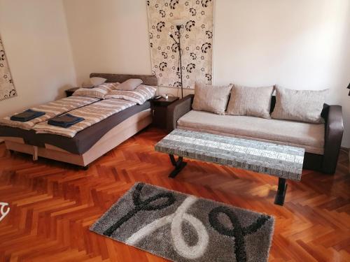Kriston Apartman