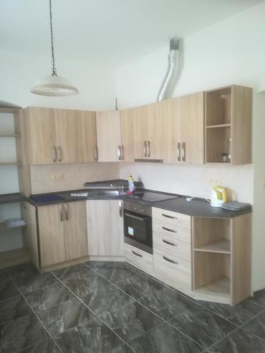 廚房, Zámek Dobrohoř (Zamek Dobrohor) in 杜布尼